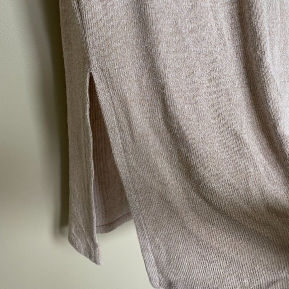 💖 3 for $35 Forever 21 Cream Ribbed V Neck Midi Dress Size Small - Picture 6 of 7